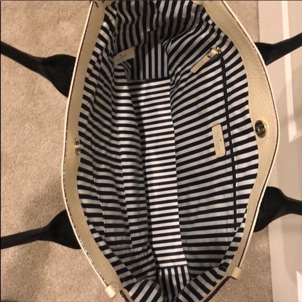 Kate Spade Bag - Picture 2 of 6